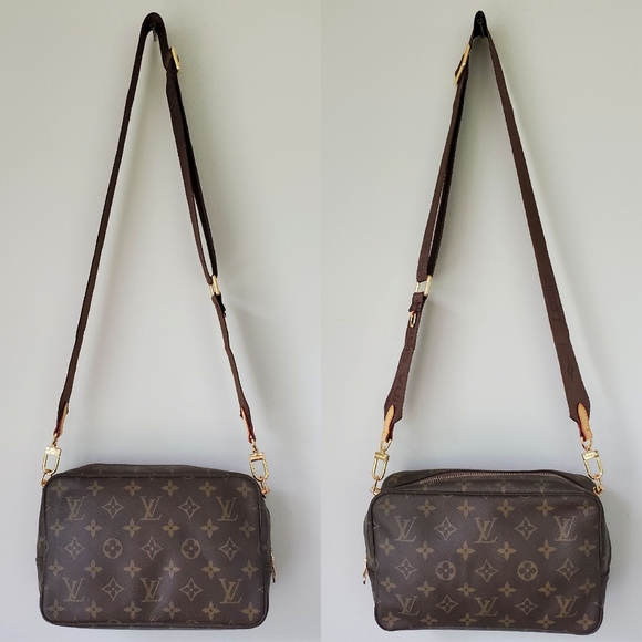 Authentic LOUIS VUITTON Trousse De Toilette 23 Crossbody Bag - Picture 5 of 13